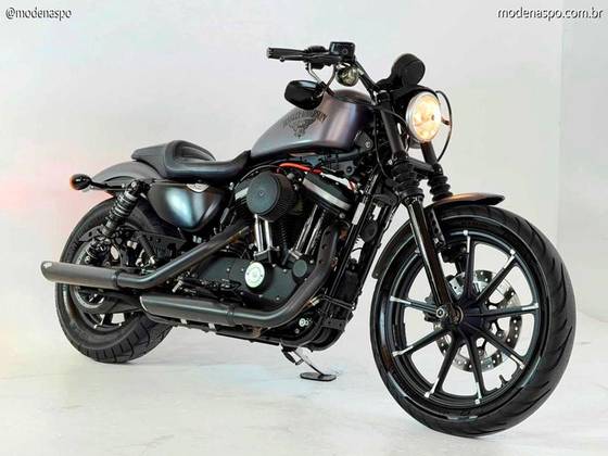 HARLEY-DAVIDSON SPORTSTER XL 883N IRON 